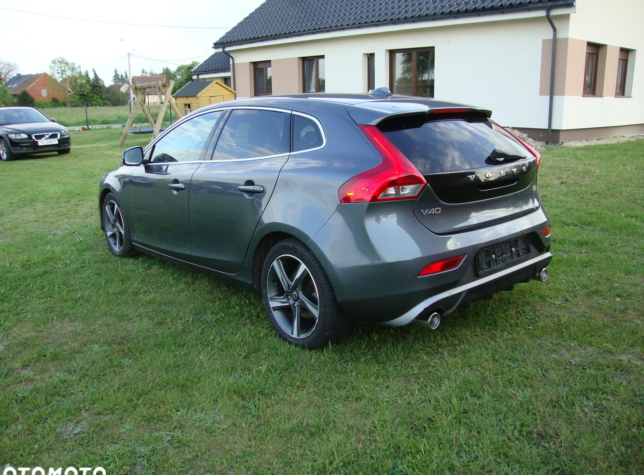 Volvo V40 cena 25900 przebieg: 219000, rok produkcji 2013 z Syców małe 562